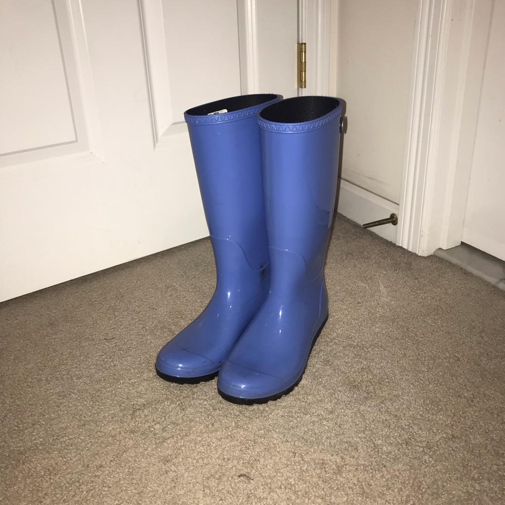 UGG AUSTRALIA RAIN BOOTS